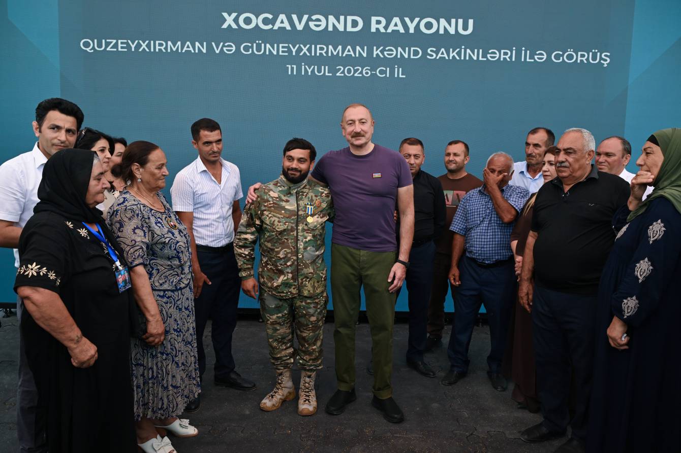 İlham Əliyev Xocavənd sakinləri ilə - VİDEO