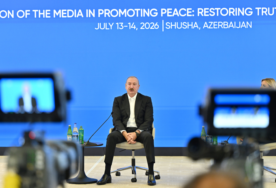  İlham Əliyev: Tramp sülhsevər və sülhü gətirə biləcək insandır