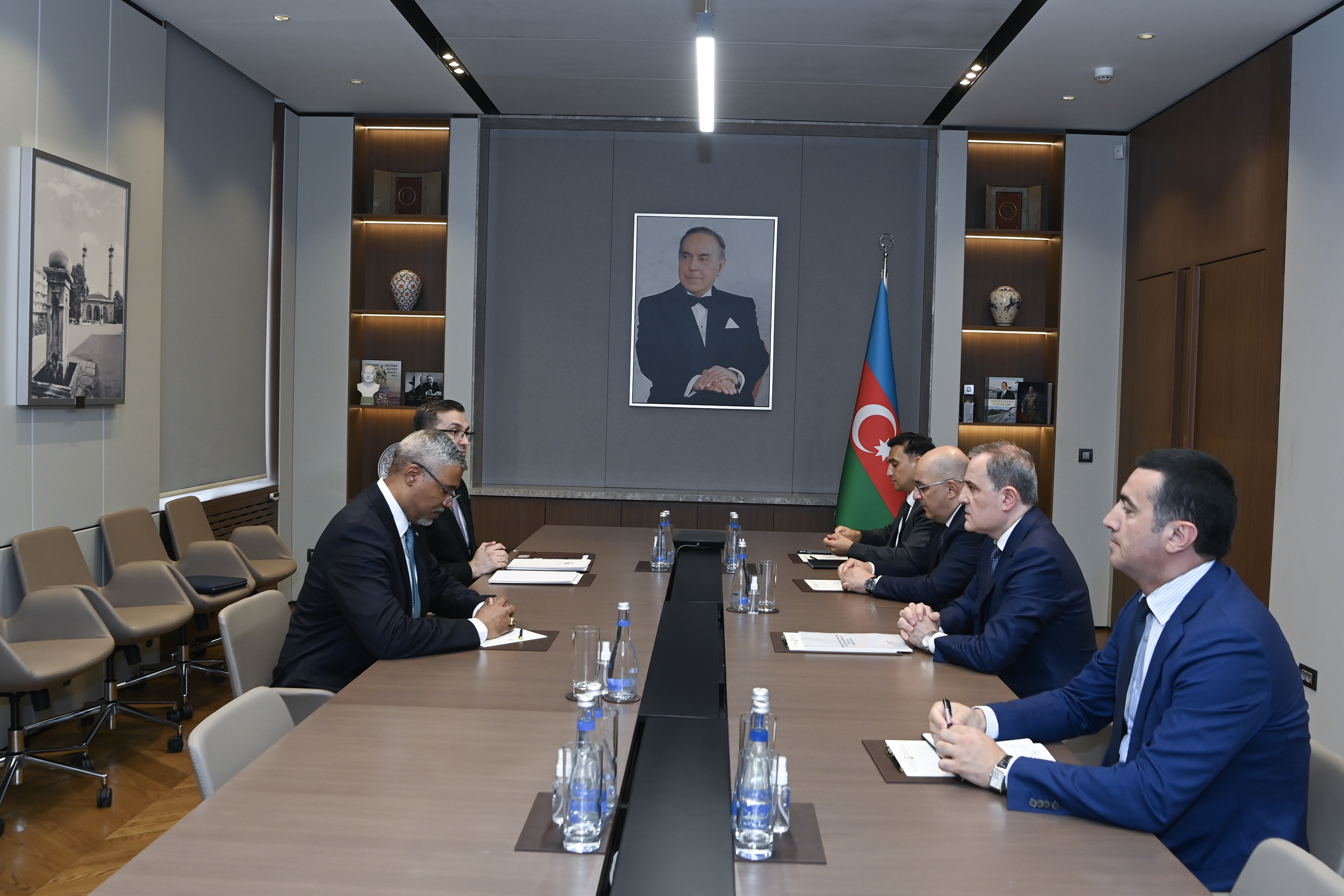 Ceyhun Bayramov Ümumdünya Gömrük Təşkilatının baş katibi ilə görüşüb