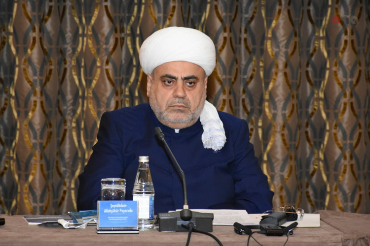 Şeyxülislam Allahşükür Paşazadə Anqolaya səfər edir