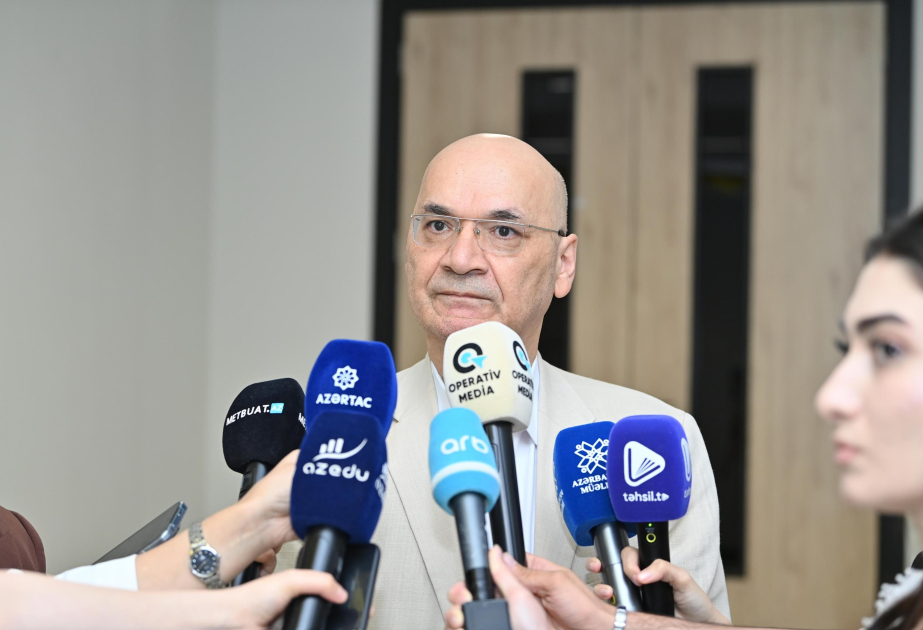 Osman Gündüz: Süni intellekt müəllimləri tam əvəz edə bilməz