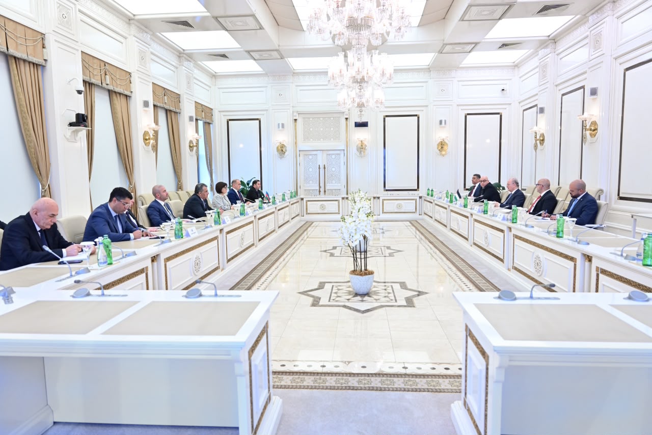 Sahibə Qafarova Fələstinin Baş naziri ilə görüşüb