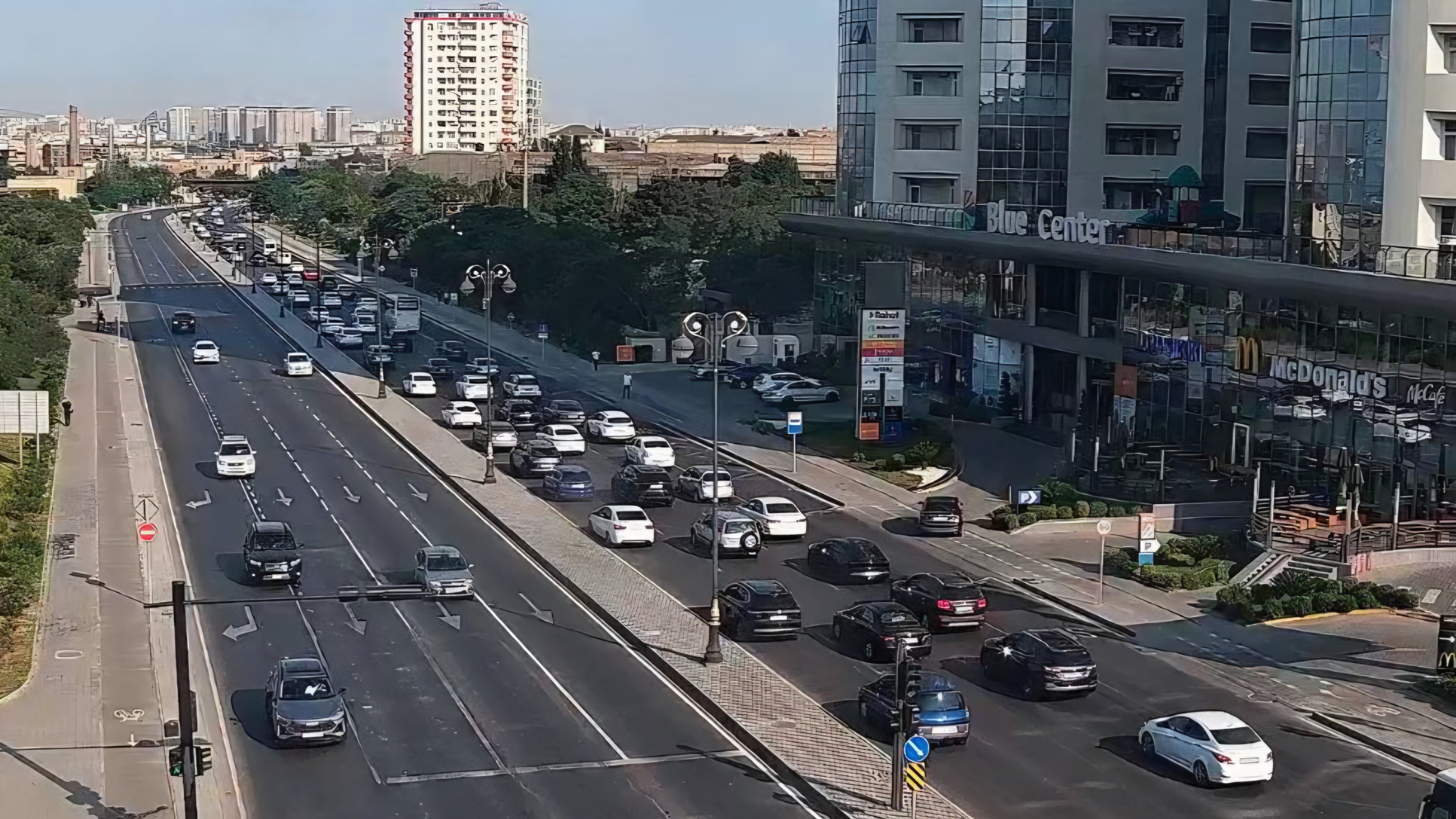 Bakıda hazırda sıxlıq müşahidə olunan yollar açıqlanıb