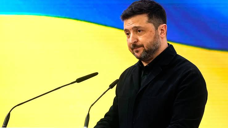 Zelenski Volın qırğını ilə bağlı gizli arxivlərin açılacağını vəd edib