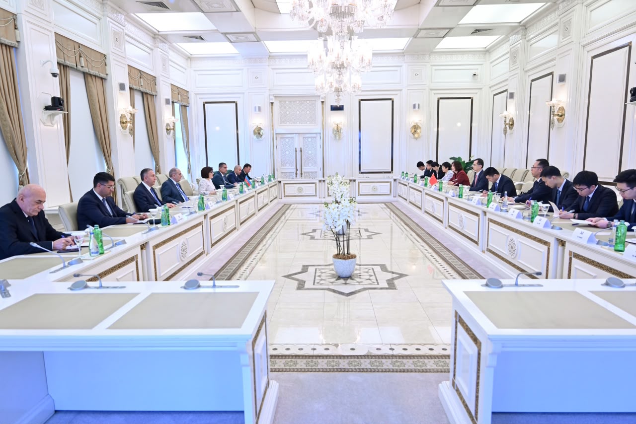 Sahibə Qafarova Çin Kommunist Partiyasının nümayəndə heyəti ilə görüşüb