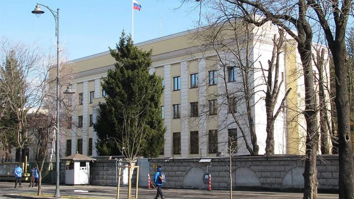 Rumıniya rusiyalı diplomatı ölkədən çıxarır
