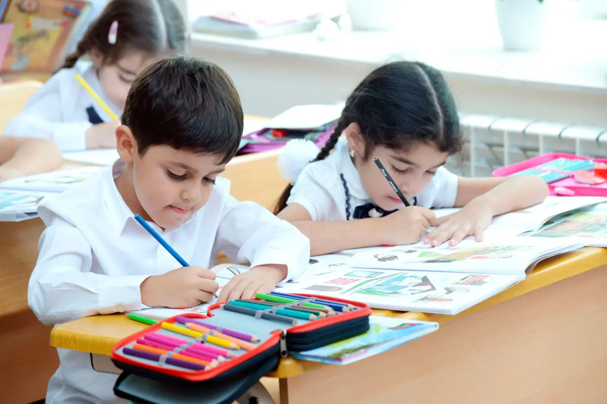 BŞTİ 5 məktəbdə boş qalan yerlərə qəbulun tarixini açıqlayıb