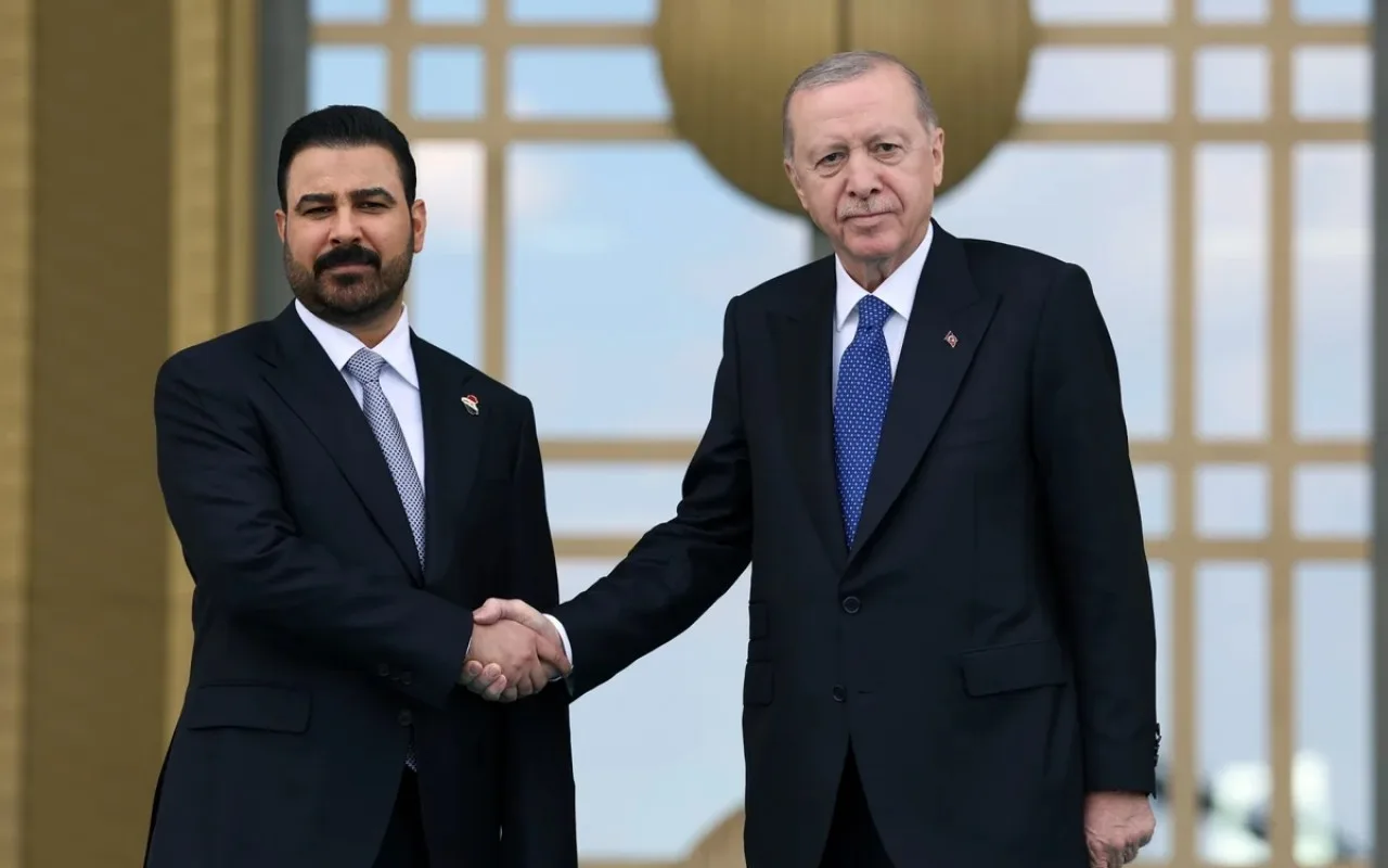İraqın Baş naziri Türkiyəyə səfər edib