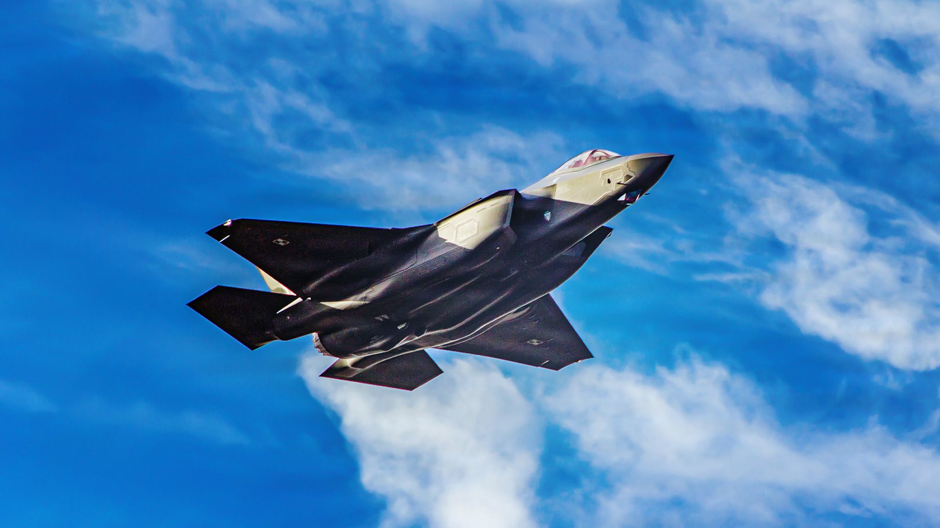 İsrail "F-35"ə rəqib ola biləcək döyüş pua-sı hazırlamağı planlaşdırır
