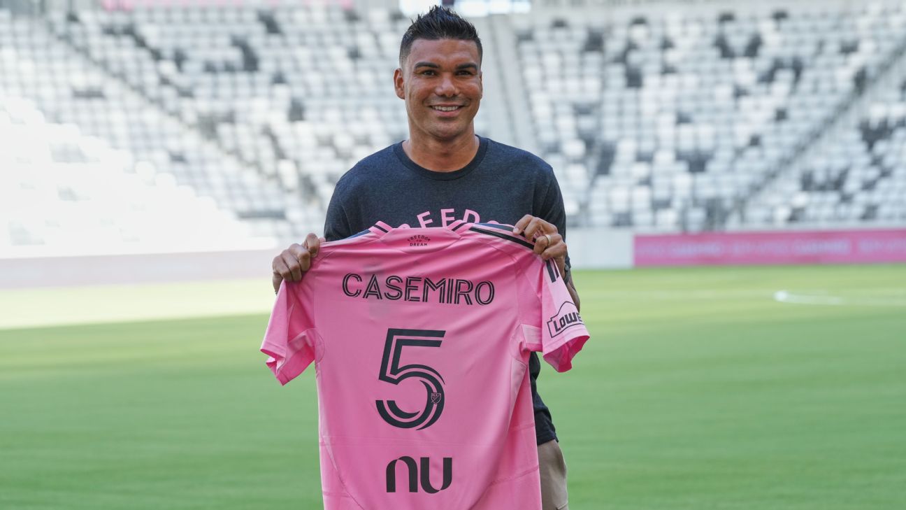 Kazemiro Messini futbolun tanrısı adlandırıb