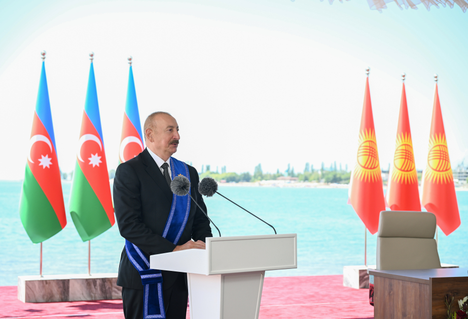 Azərbaycan və Qırğızıstan prezidentləri mətbuata bəyanatlarla çıxış edirlər