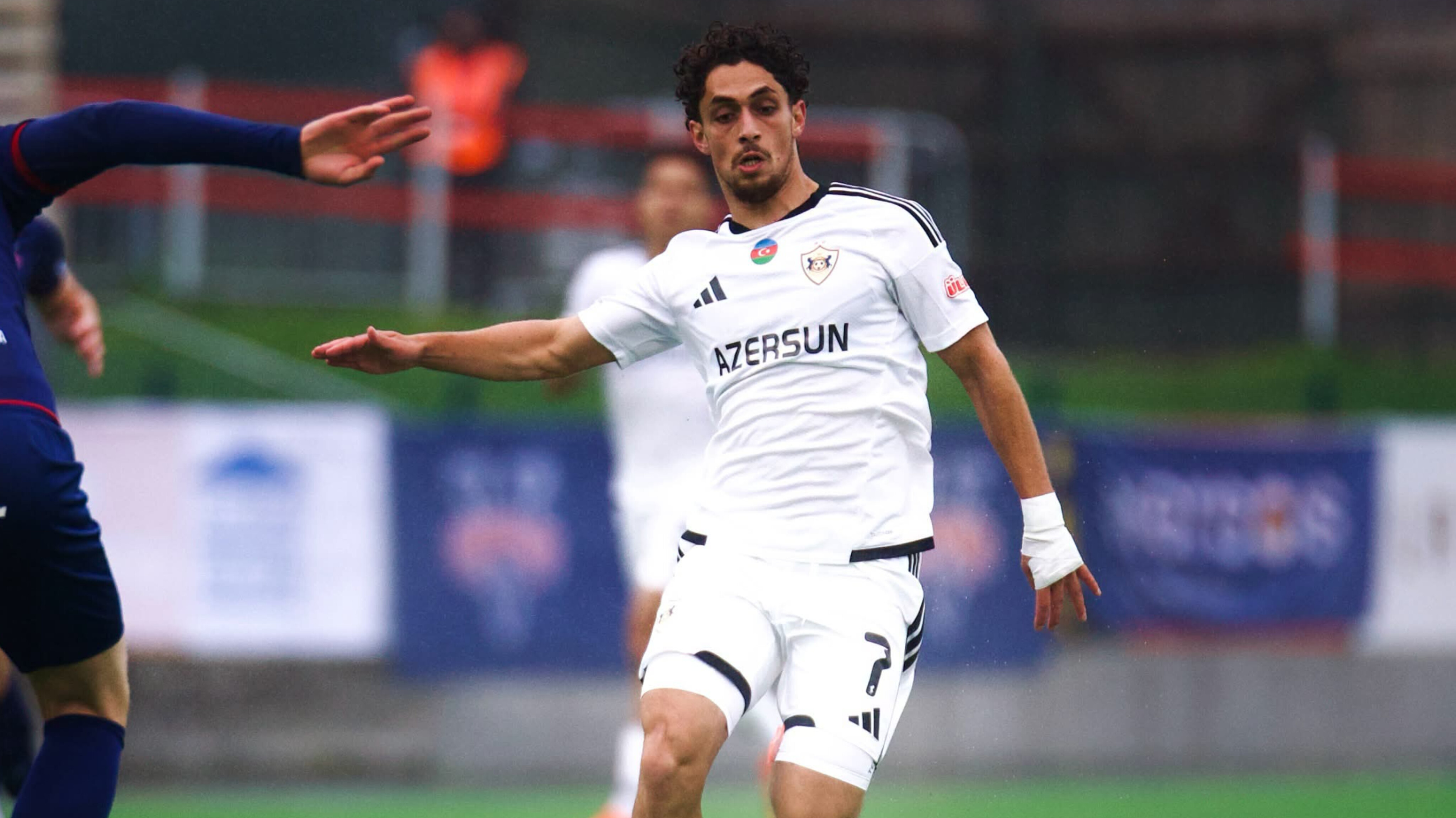 "Qarabağ"ın yarımmüdafiəçisi: Səviyyəmizə və ya oyun üslubumuza şübhə etməməliyik