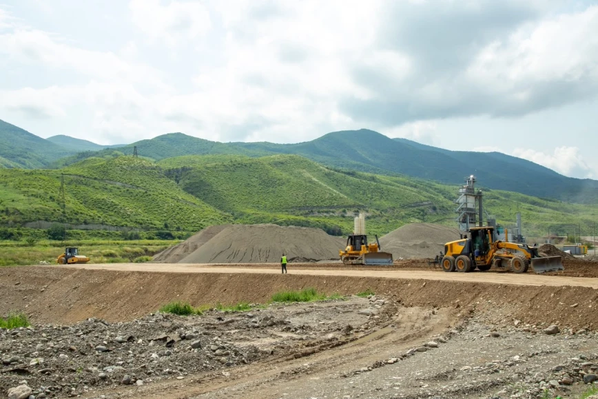 Ağdam–Xankəndi dəmir yolu xəttinin tikintisi sürətlə davam edir