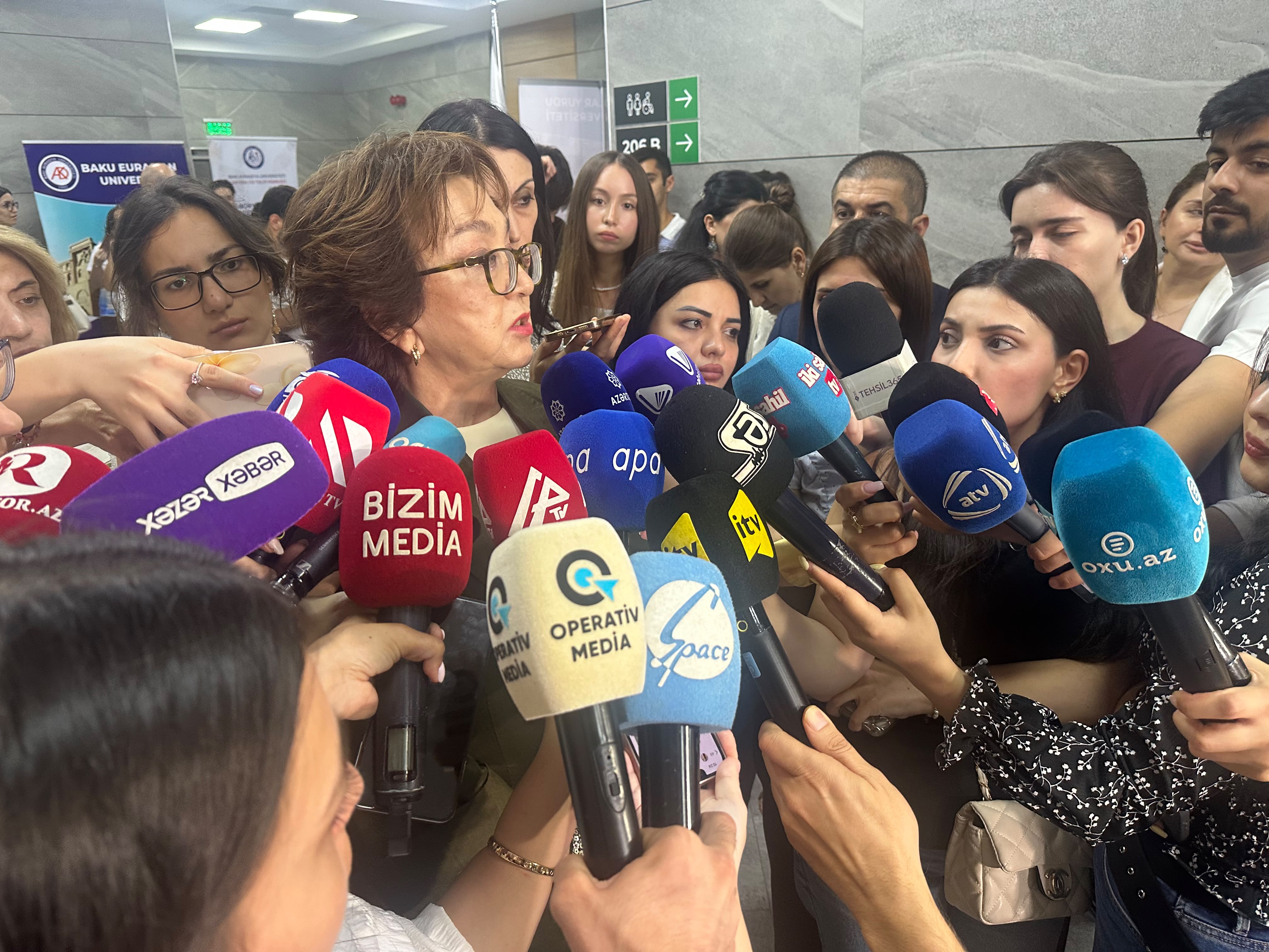 DİM rəhbəri: Magistraturada boş qalan yerlər yenidən müsabiqəyə çıxarılacaq