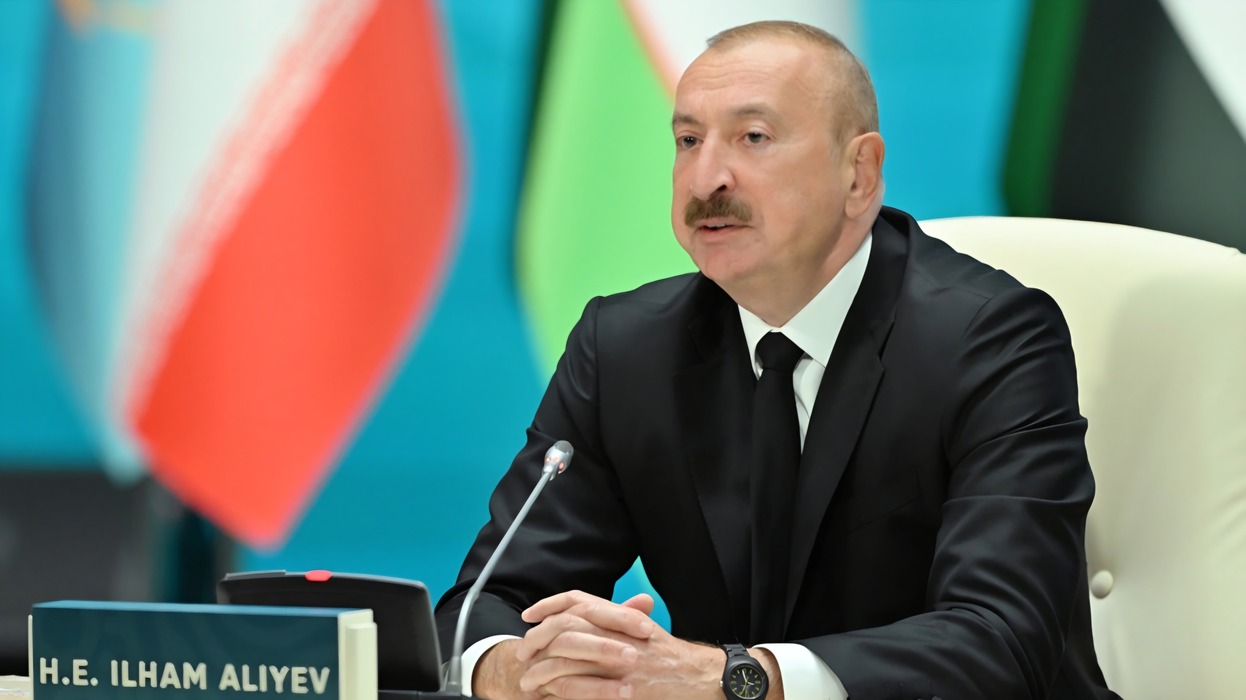 İlham Əliyev Azərbaycan Əlifbası və Dili Günü ilə bağlı paylaşım edib
