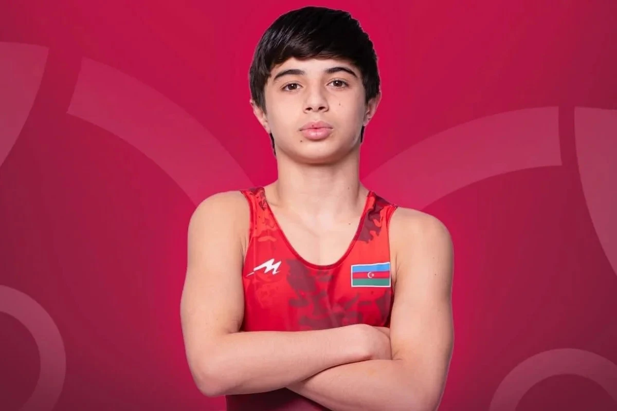 U-17 DÇ: Tunar Həsənov qələbə ilə 1/4 finala yüksəlib