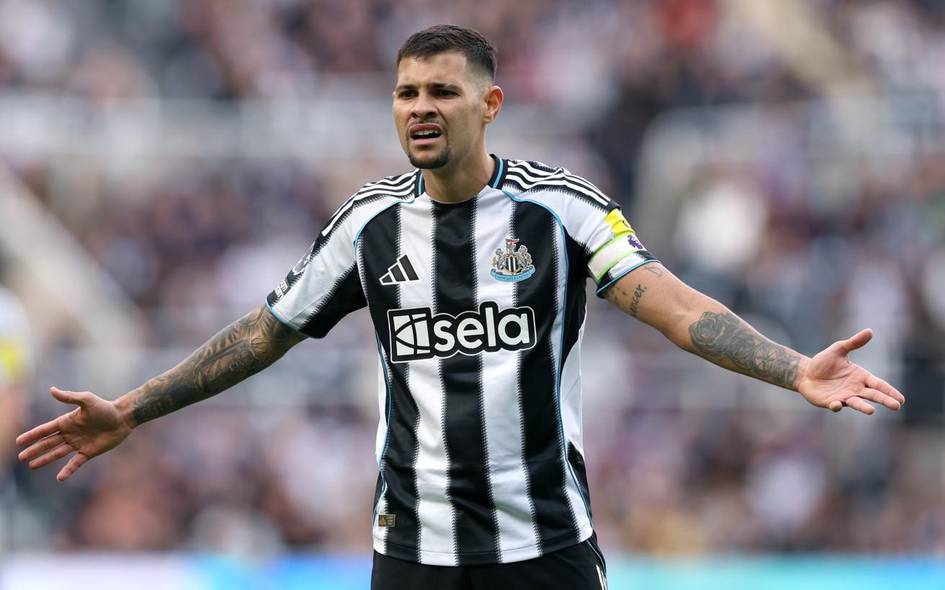 "Arsenal" braziliyalı yarımmüdafiəçisini 90 milyon avroya transfer edəcək