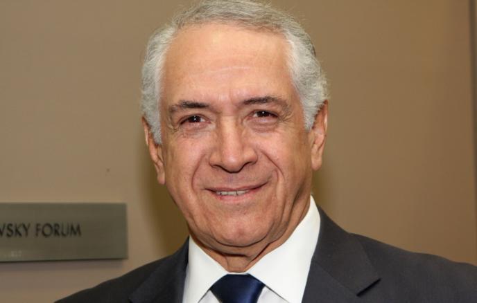 OPEC-in keçmiş baş katibi Rene Ortiz vəfat edib