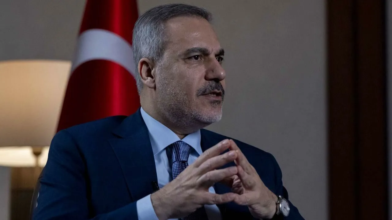 Hakan Fidan Abbas Əraqçi ilə regional vəziyyəti müzakirə edib