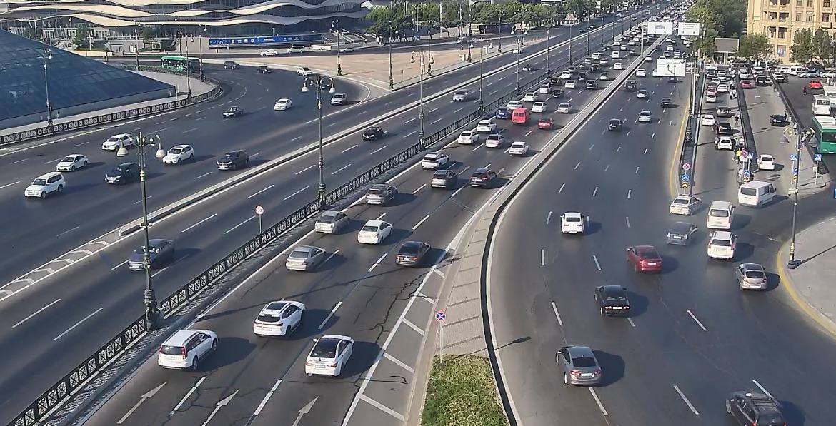 Bakıda hazırda sıxlıq müşahidə olunan yollar açıqlanıb