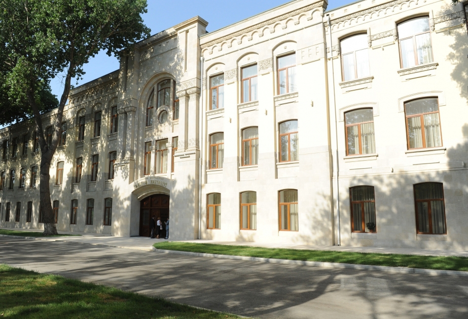 Sosial şəbəkələrdə AEM-in adından saxta elanlar yayılıb