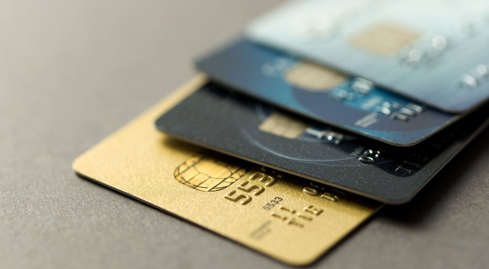 "Card to card" əməliyyatlarına limit qoyulması ilə bağlı yeni qaydanın təfərrüatları açıqlanıb