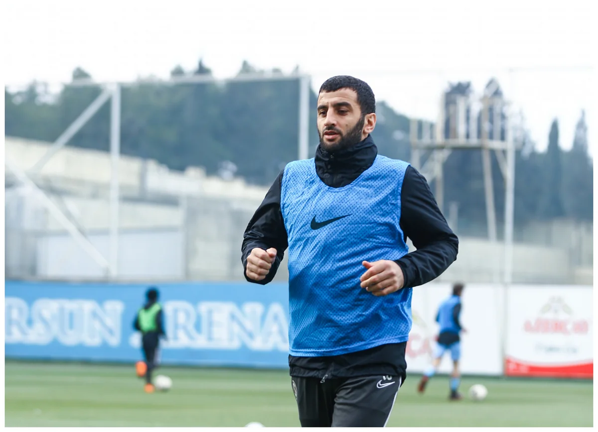 "Səbail" PFK Rahid Əmirquliyevi heyətinə qatdı