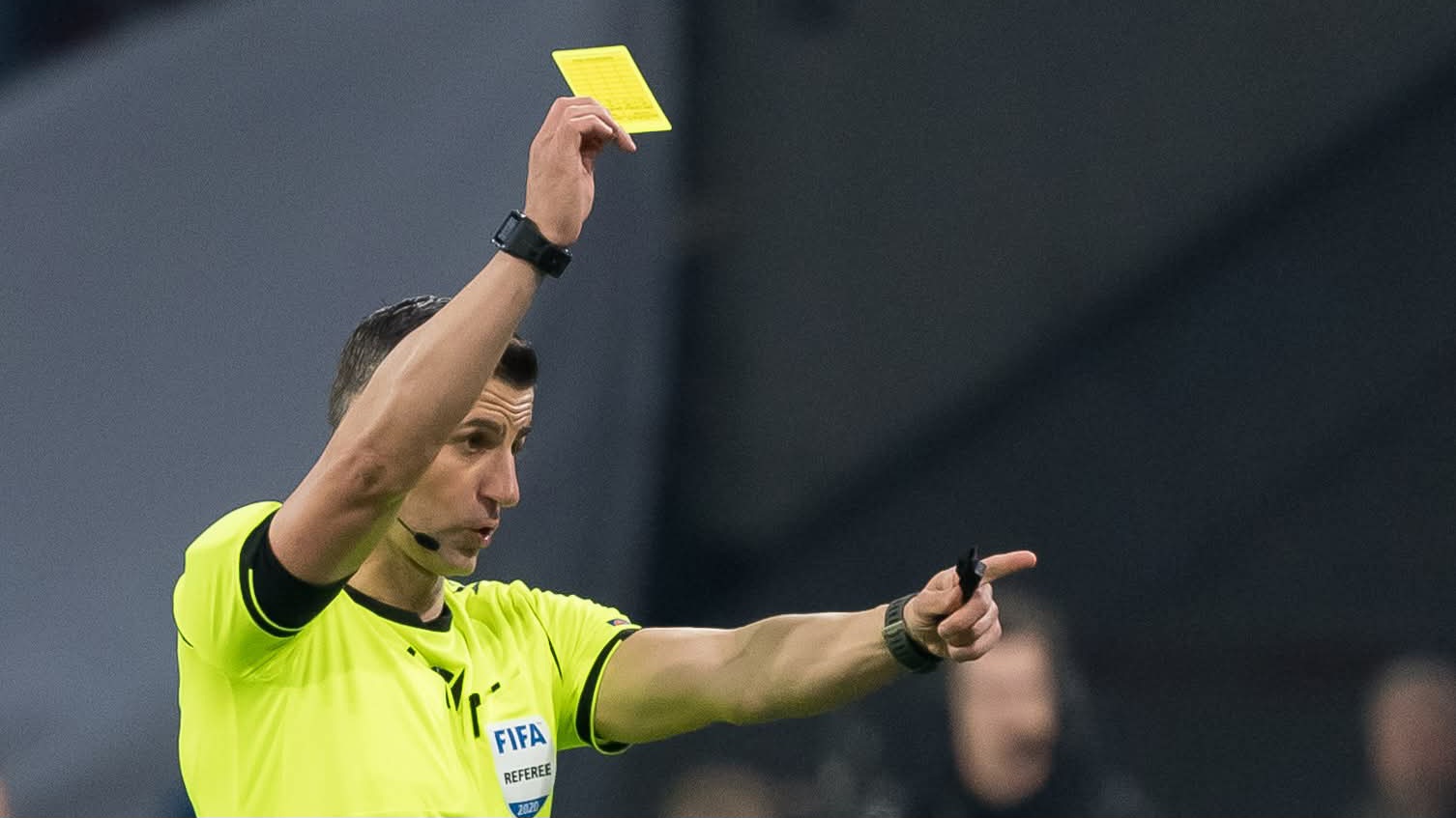 UEFA avrokuboklarda sarı vərəqə limitini dəyişdi