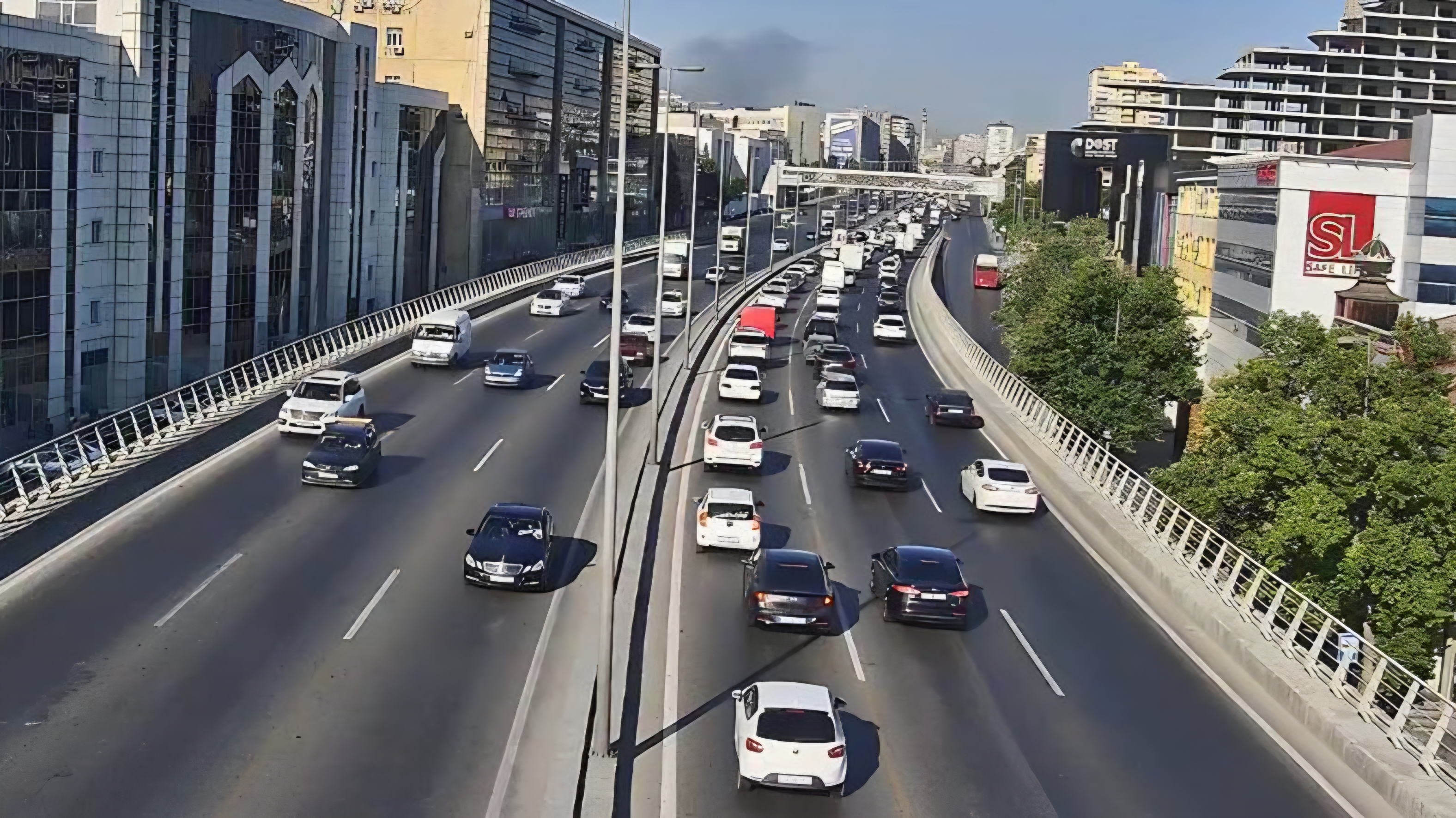 Bakıda hazırda sıxlıq müşahidə olunan yollar açıqlanıb