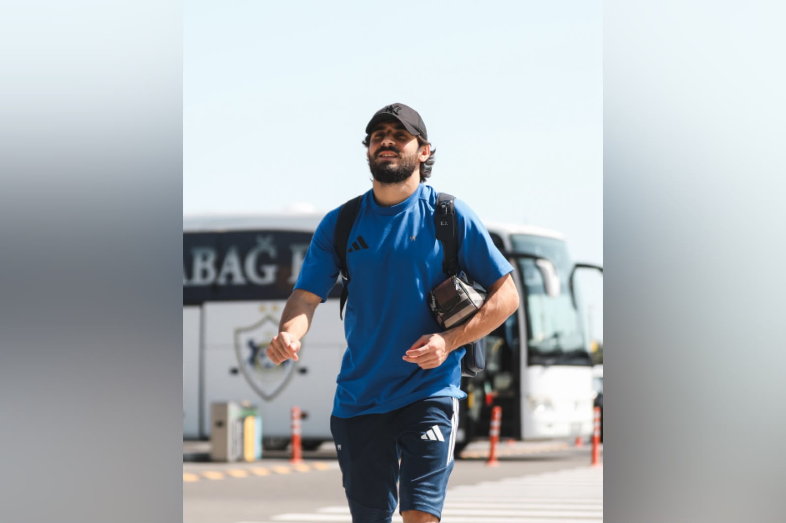 “Qarabağ” “Dinamo” ilə oyun üçün Polşaya yola düşüb