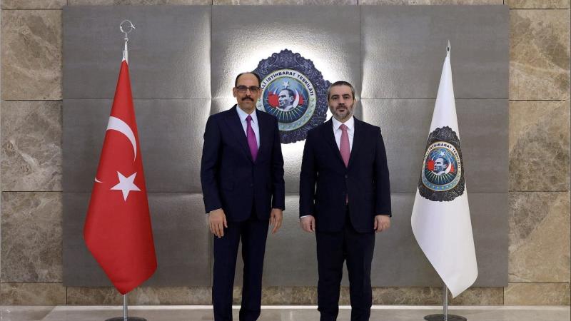  İbrahim Kalın Suriya xarici işlər naziri ilə görüşüb