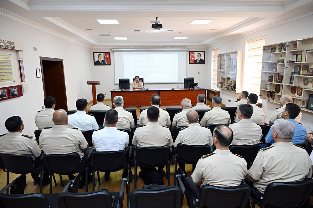Azərbaycanın xarici ölkələrdəki hərbi attaşelərinin və nümayəndələrinin illik iclası keçirilib