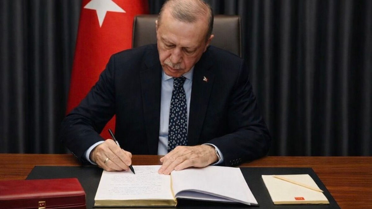 Türkiyənin Ukraynadakı yeni səfiri bəlli oldu
