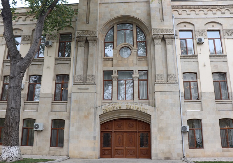 Lisenziyasız kosmetoloji fəaliyyət göstərən şəxslə bağlı Baş Prokurorluğa müraciət edilib