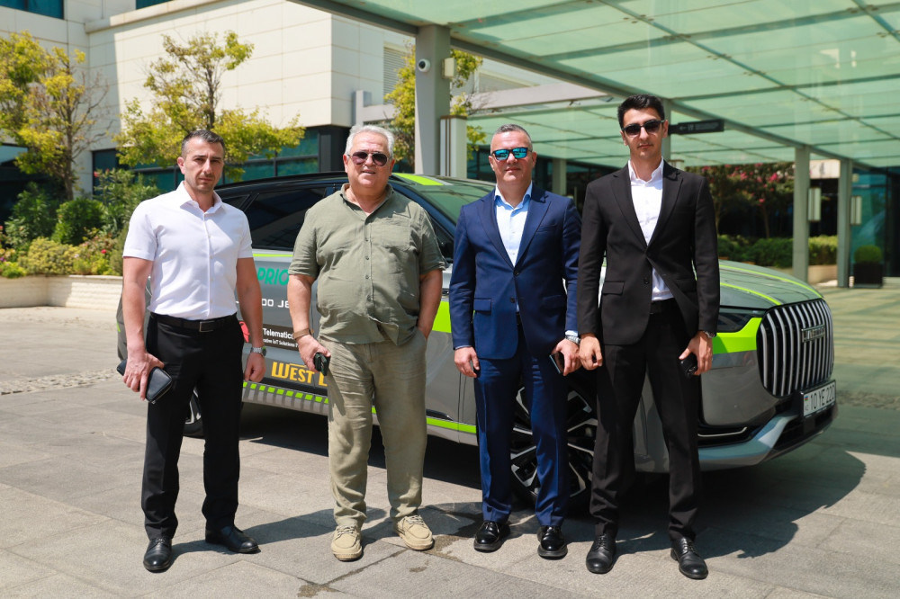Azərbaycanda ilk dəfə 30 gün, 30 000 km və 7/24 davamlı sürüş testi – “Limitless Drive” layihəsi başlayıb