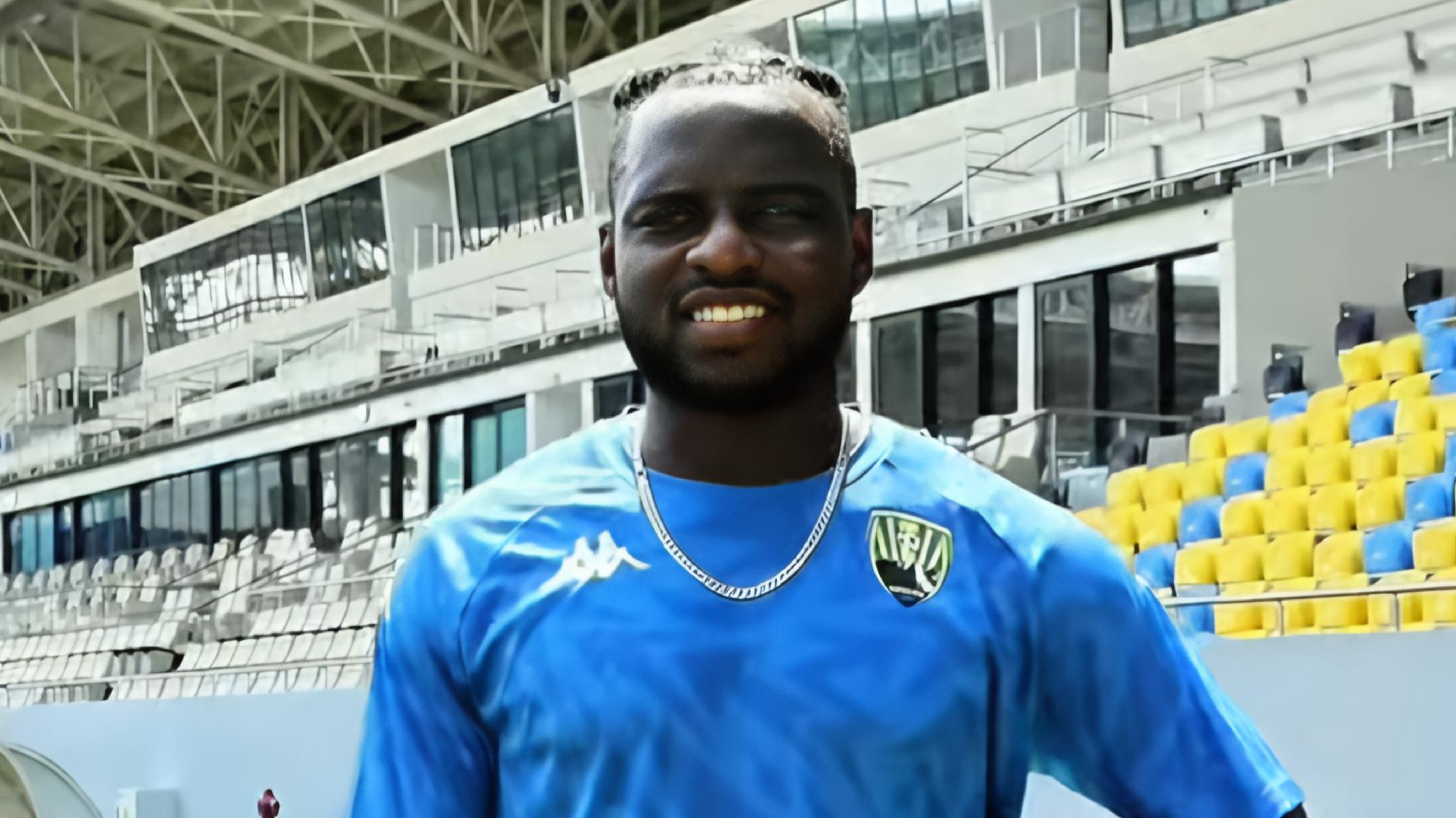 "Kəpəz" nigeriyalı yarımmüdafiəçi ilə gücləndi