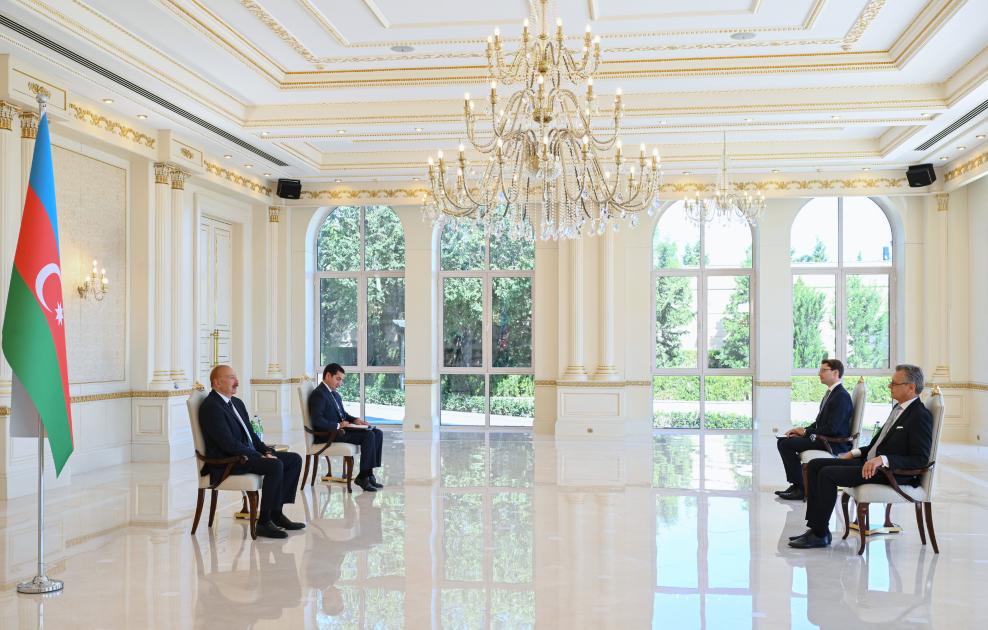 Prezident Almaniyanın yeni səfirinin etimadnaməsini qəbul edib