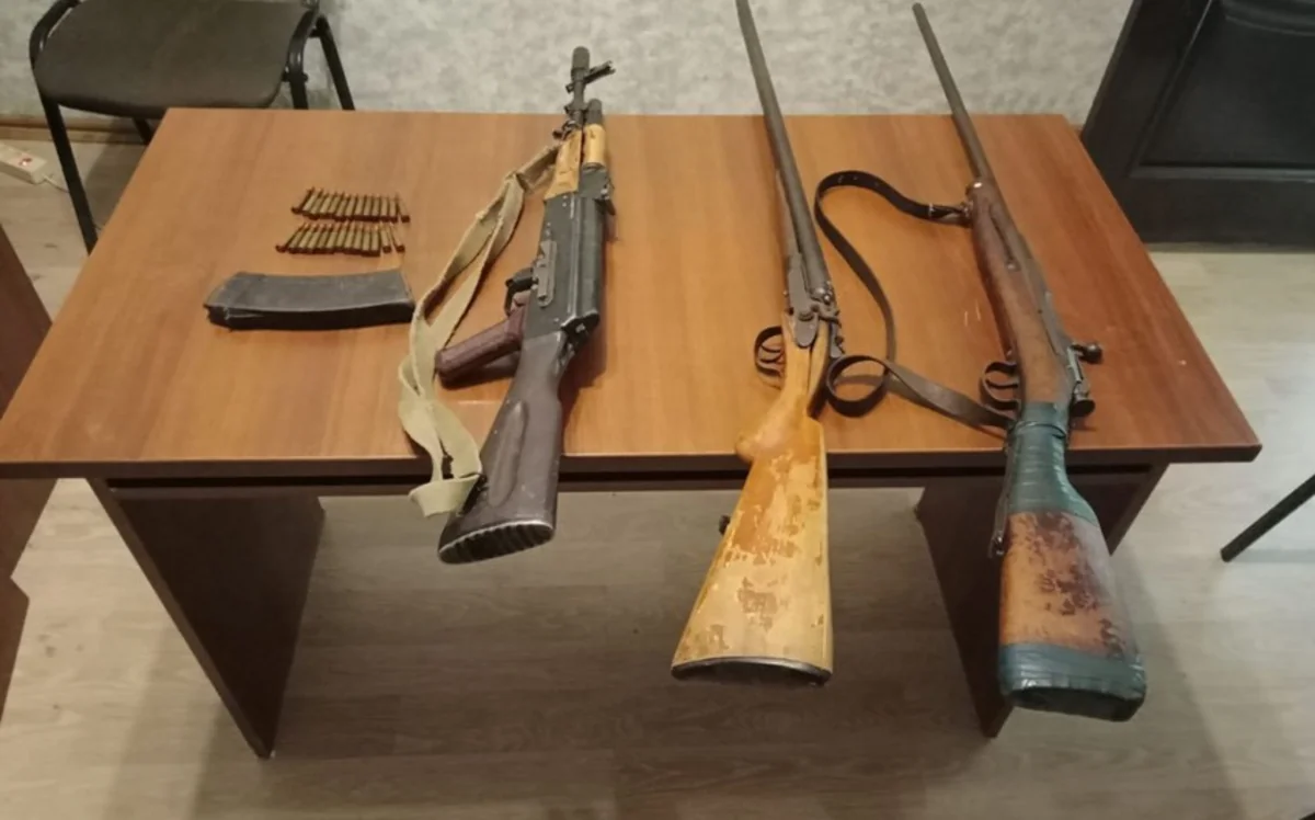 Vətəndaşlardan qanunsuz saxlanılan 7 silah götürülüb