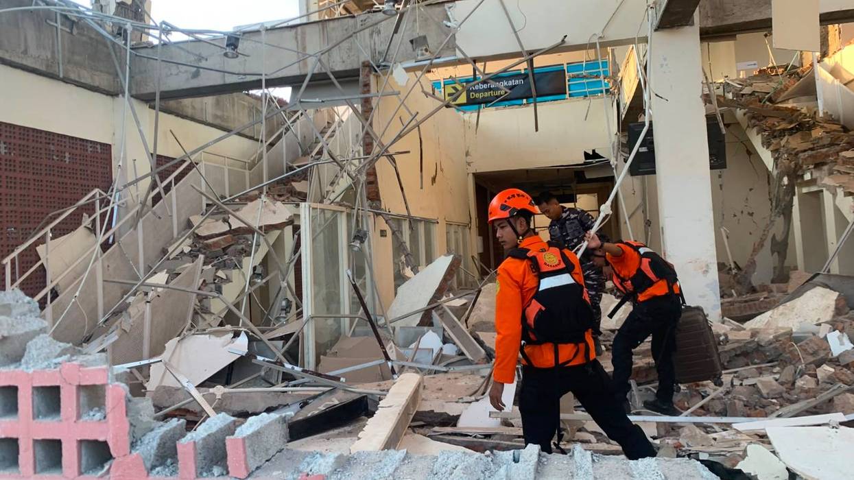 İndoneziyada zəlzələ nəticəsində ölənlərin sayı 51-ə çatıb