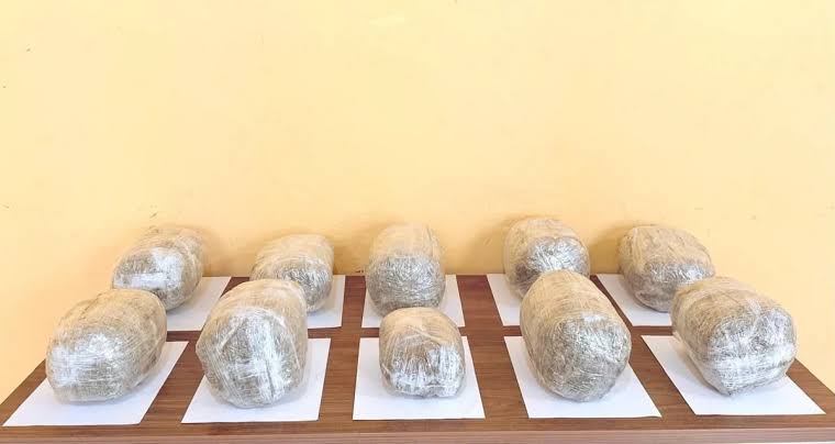 Həftəsonu 39 kiloqram narkotik vasitə aşkar olunaraq götürülüb