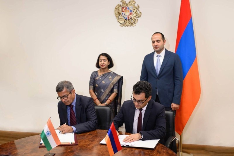 Ermənistan və Hindistan müdafiə sahəsində yeni memorandum imzalayıb