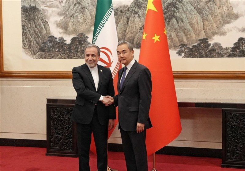 Abbas Araghchi meets with Chinese counterpart