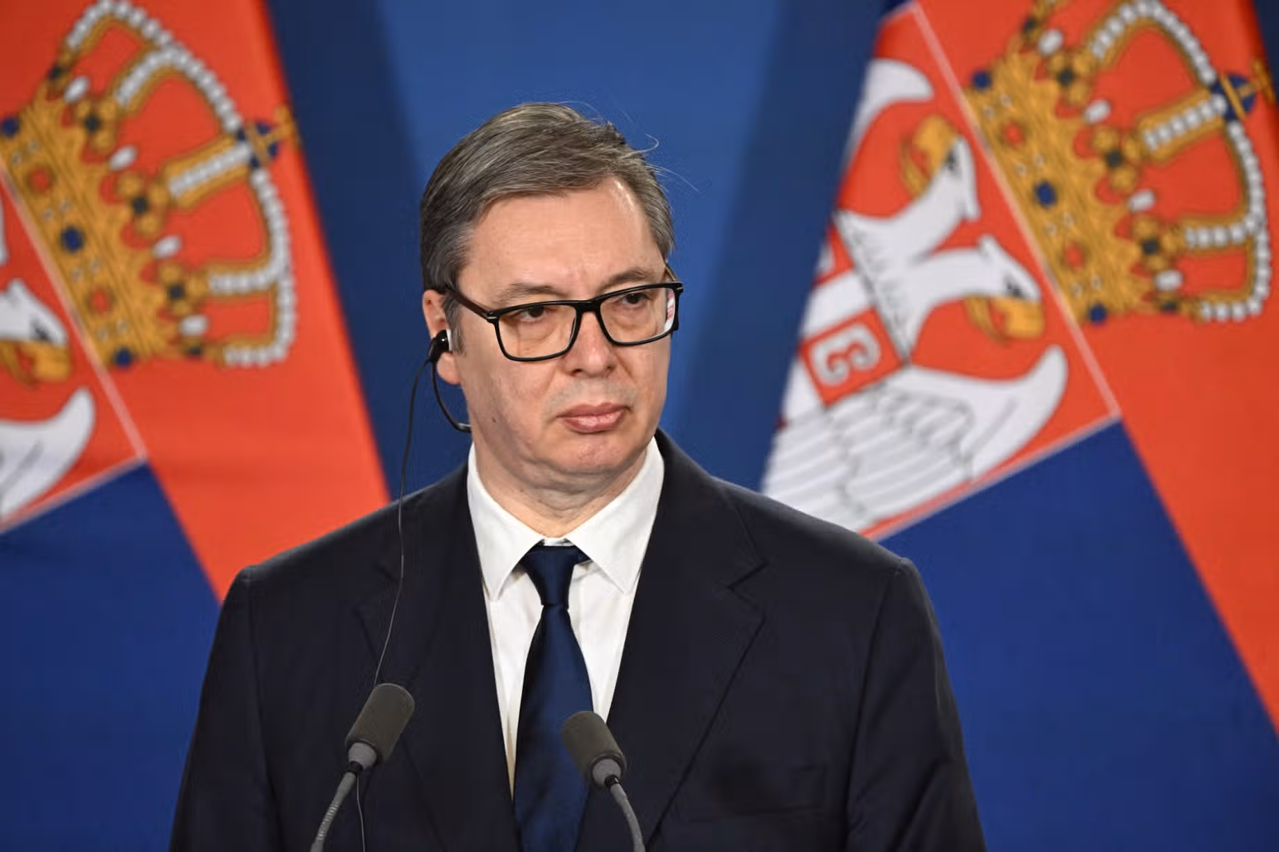 Aleksandr Vuçiç istefa verib
