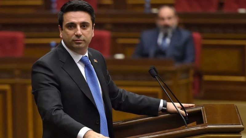 Alen Simonyan: Azərbaycana səfər etməyi istisna etmirəm