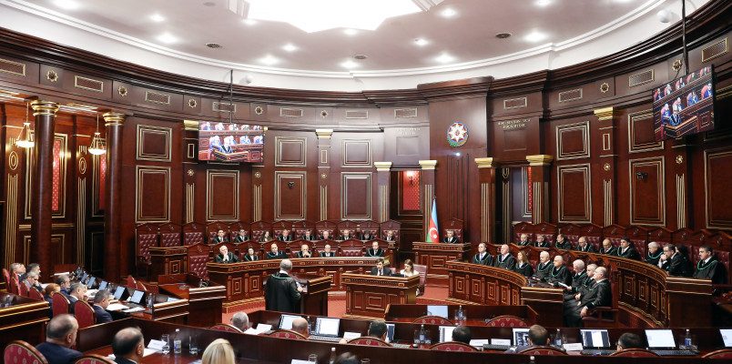 Ali Məhkəmə Plenumunun növbəti iclası keçirilib