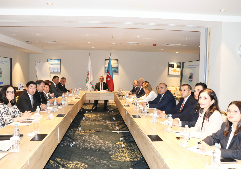 Anar Bağırov LEGIS Mentorluq Proqramının qalibi ilə görüşüb