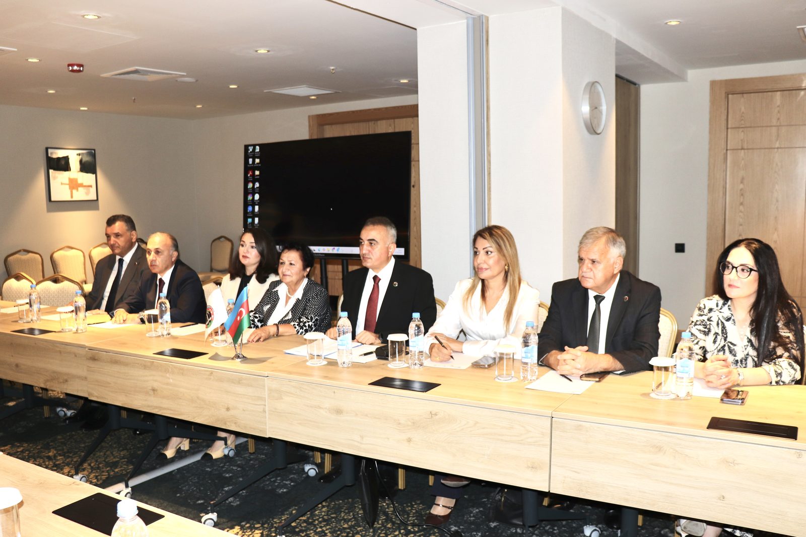 Anar Bağırov Türkiyə Hüquqşünas Qadınlar Dərnəyinin nümayəndə heyətləri ilə görüşüb