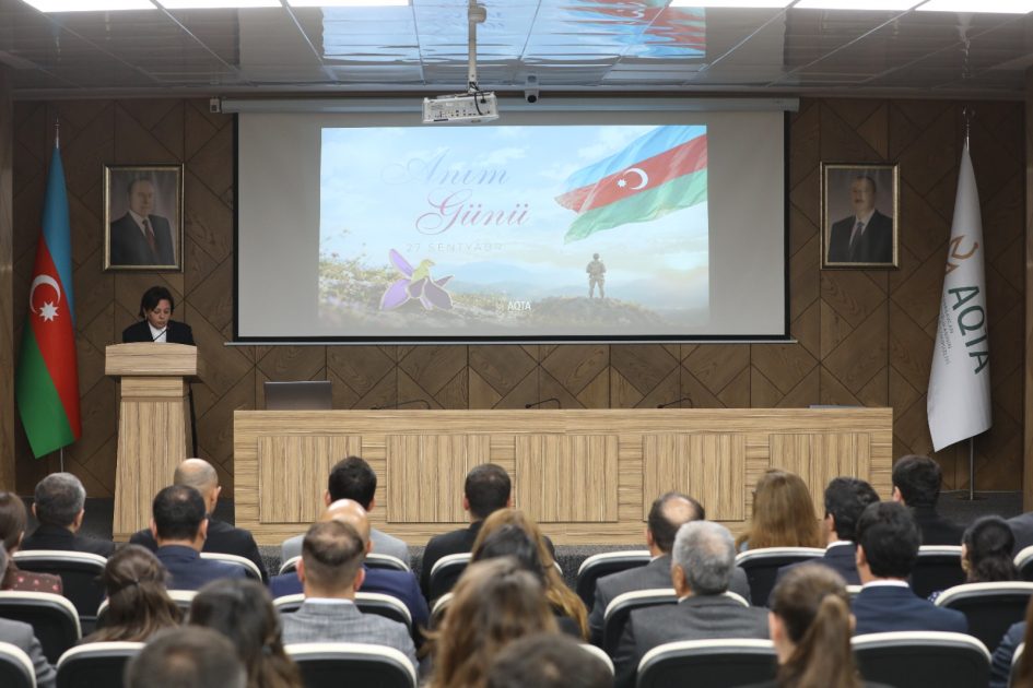 AQTA-nın kollektivi şəhidləri anıb