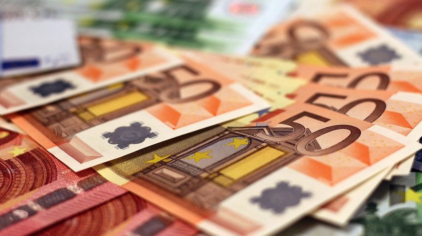Avropa Komissiyası Ukraynaya silah alışı üçün 3,3 milyard avro ayırıb
