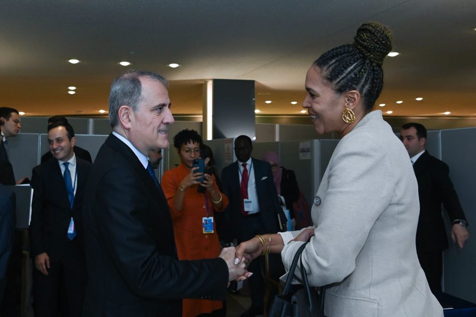 Azərbaycan və Benin arasında diplomatik və xidməti pasportlar üzrə viza sazişi imzalanıb